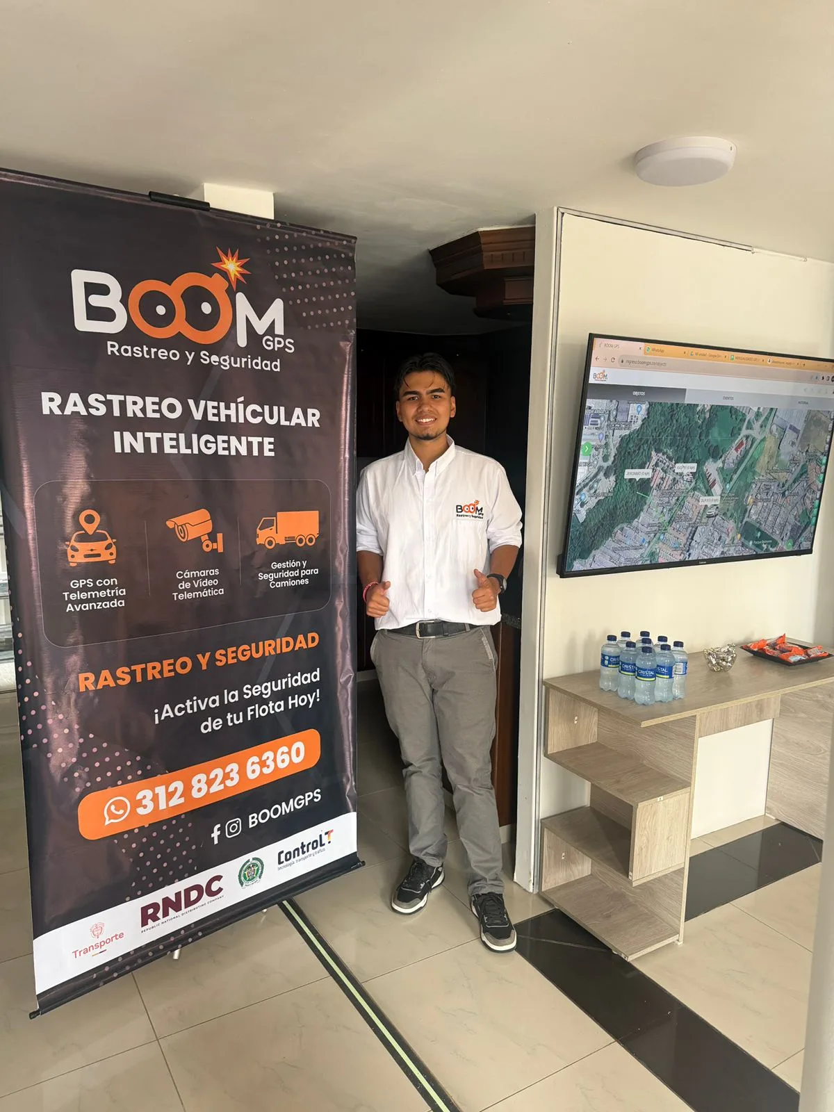 Tractocamion de empresa de carga
